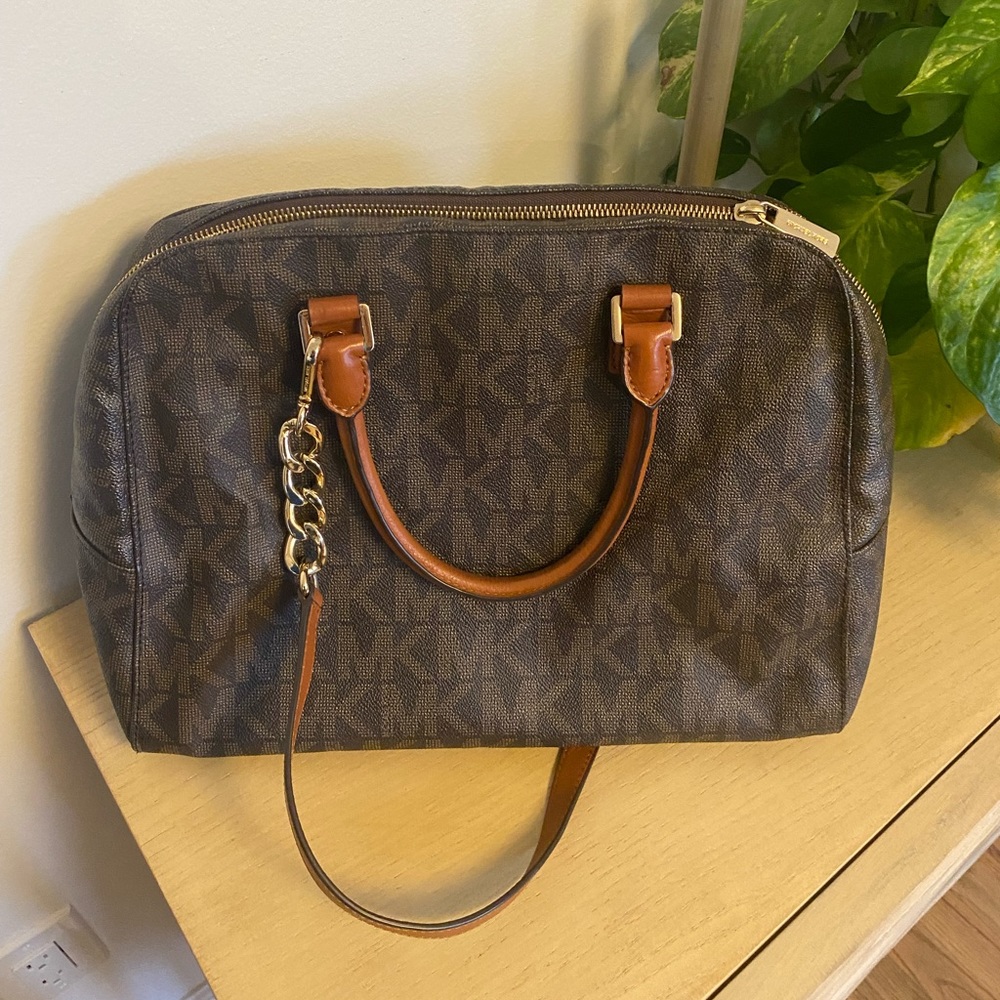 Mk duffle